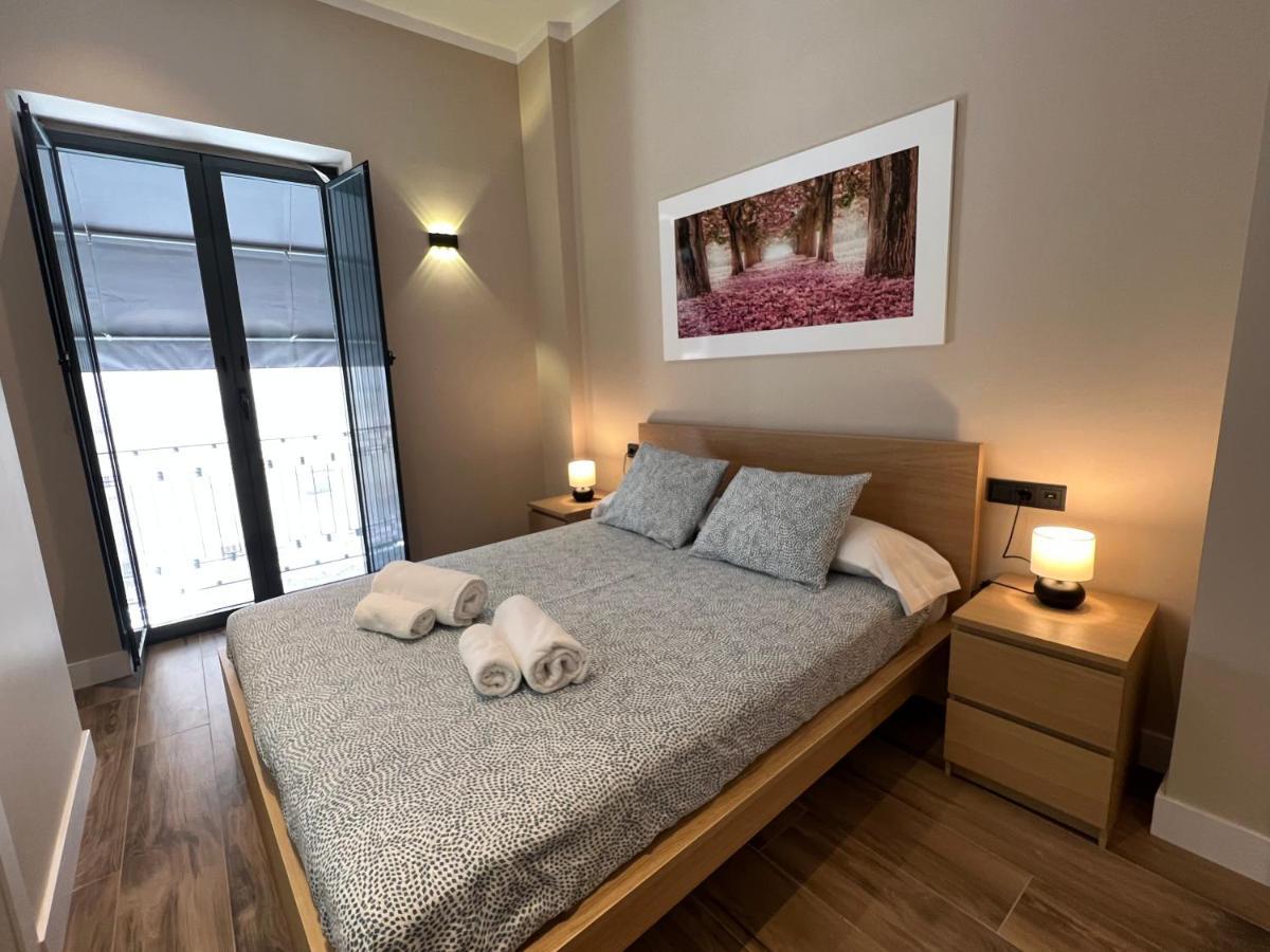Deluxe Twobedroom Apartment Seville Downtown Luaran gambar