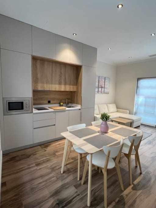 Deluxe Twobedroom Apartment Seville Downtown Luaran gambar