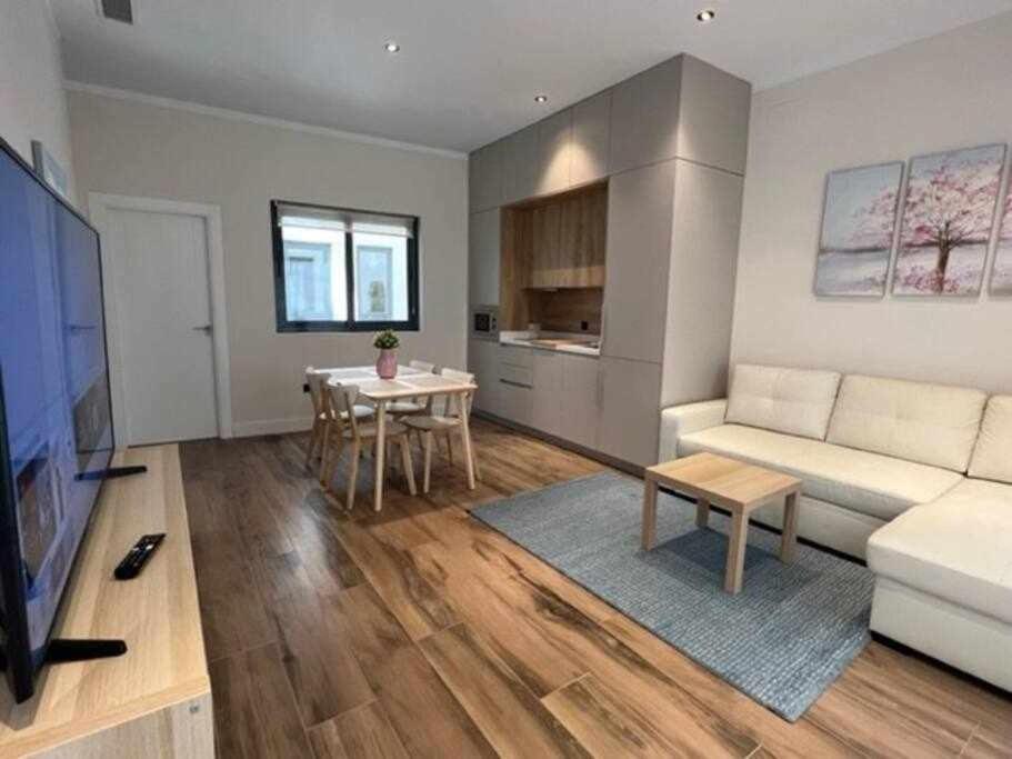Deluxe Twobedroom Apartment Seville Downtown Luaran gambar