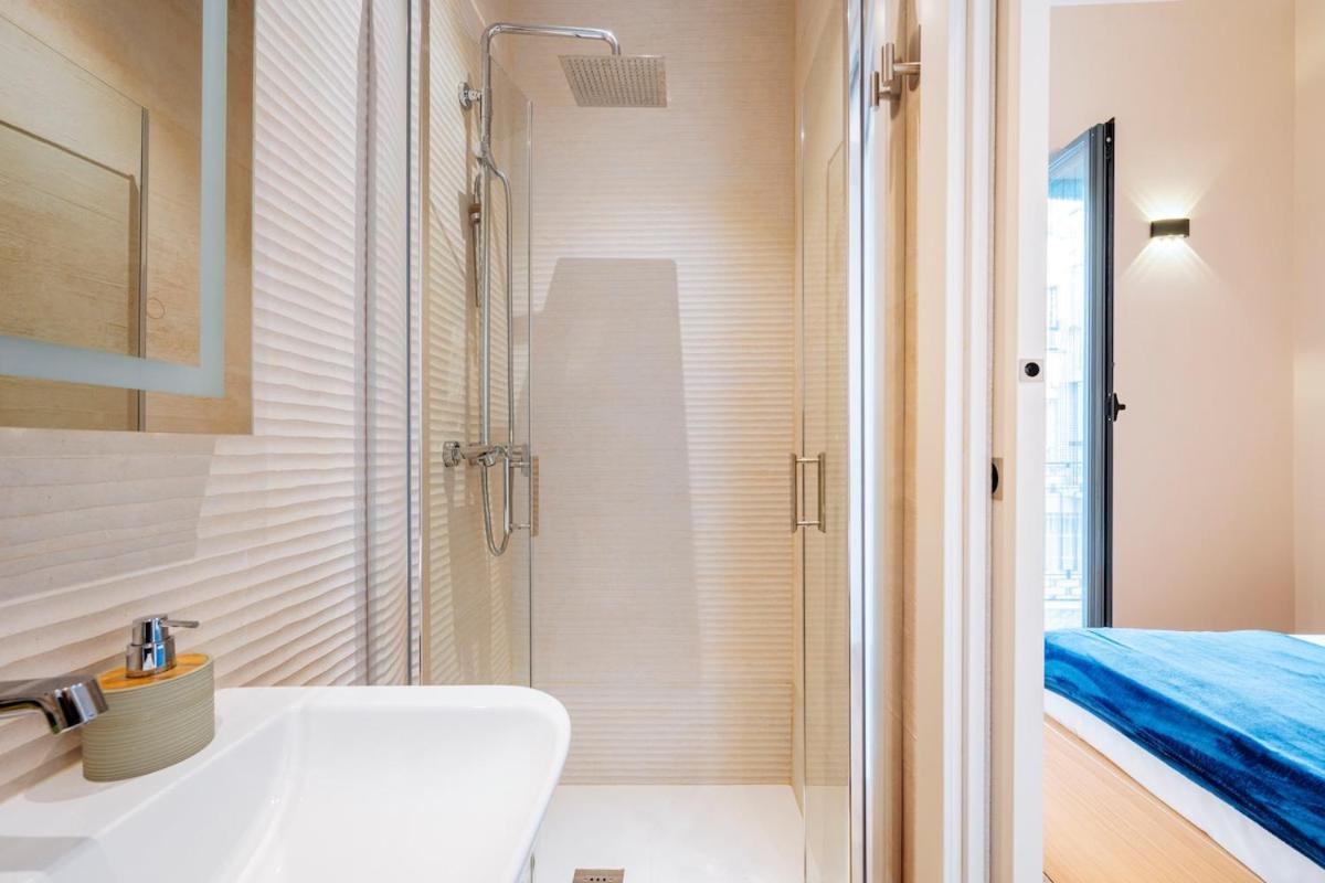 Deluxe Twobedroom Apartment Seville Downtown Luaran gambar