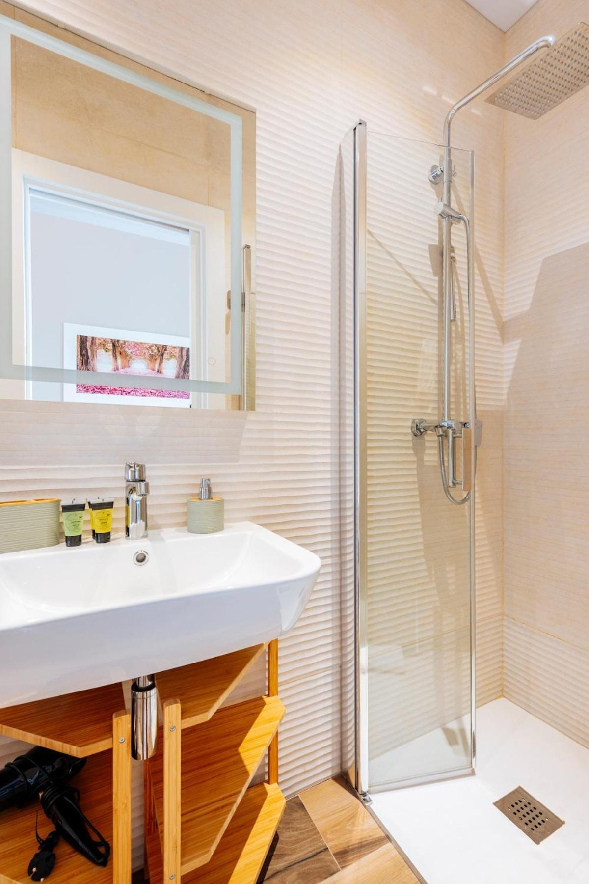 Deluxe Twobedroom Apartment Seville Downtown Luaran gambar